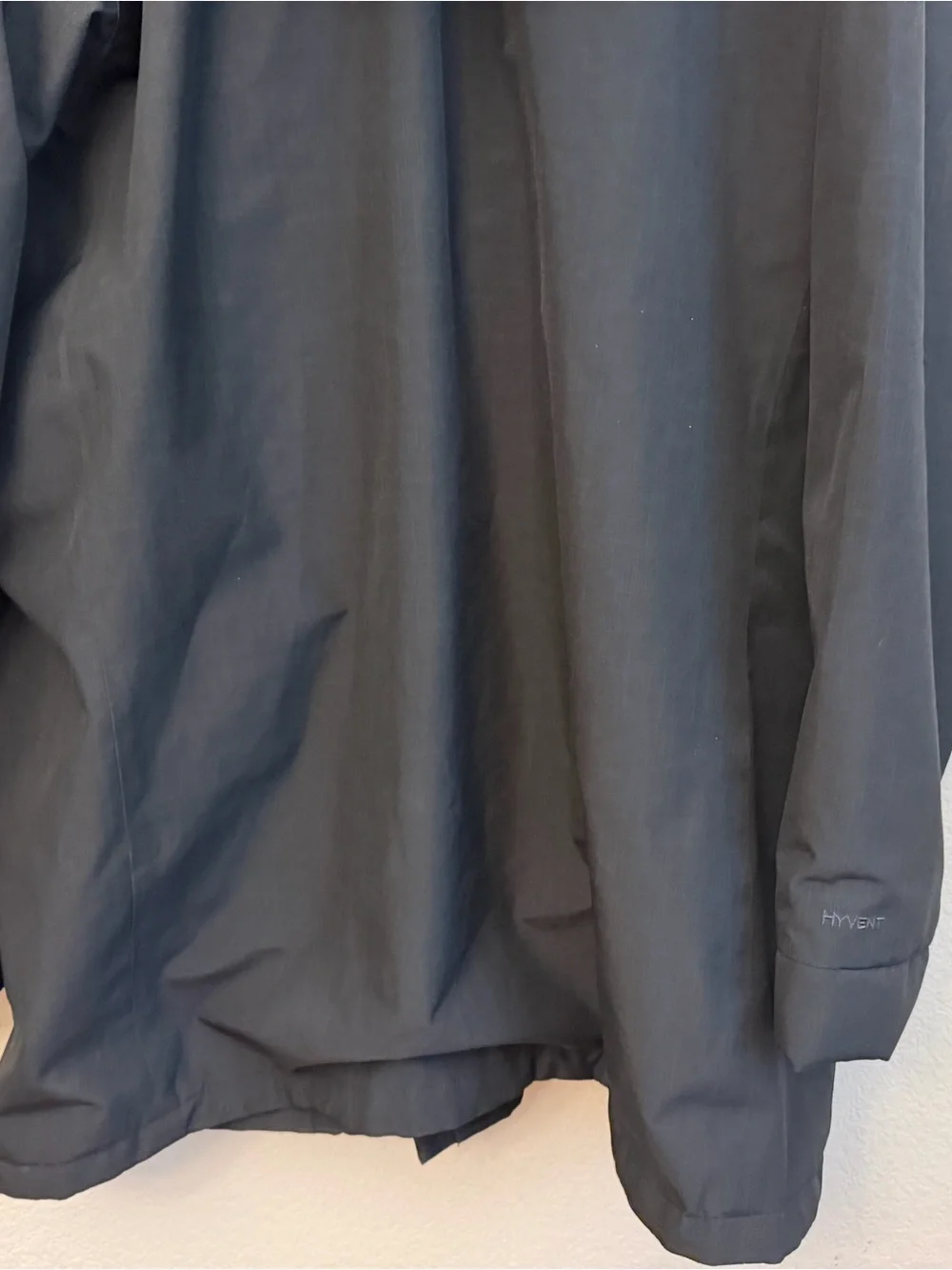 The North Face Hyvent Black Hooded field Raincoat with Flap Pockets Sz XL